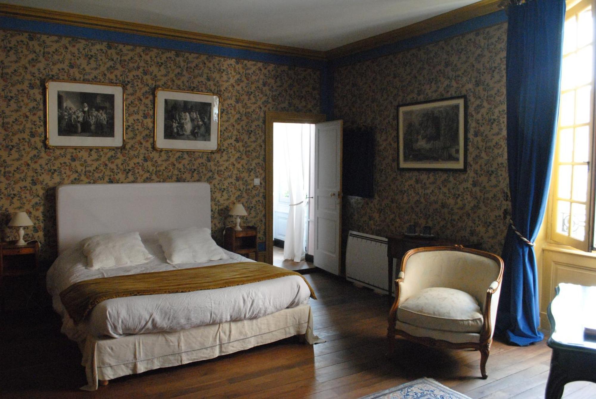 Le Ragois Bed & Breakfast ริเชลิเยอ ภายนอก รูปภาพ